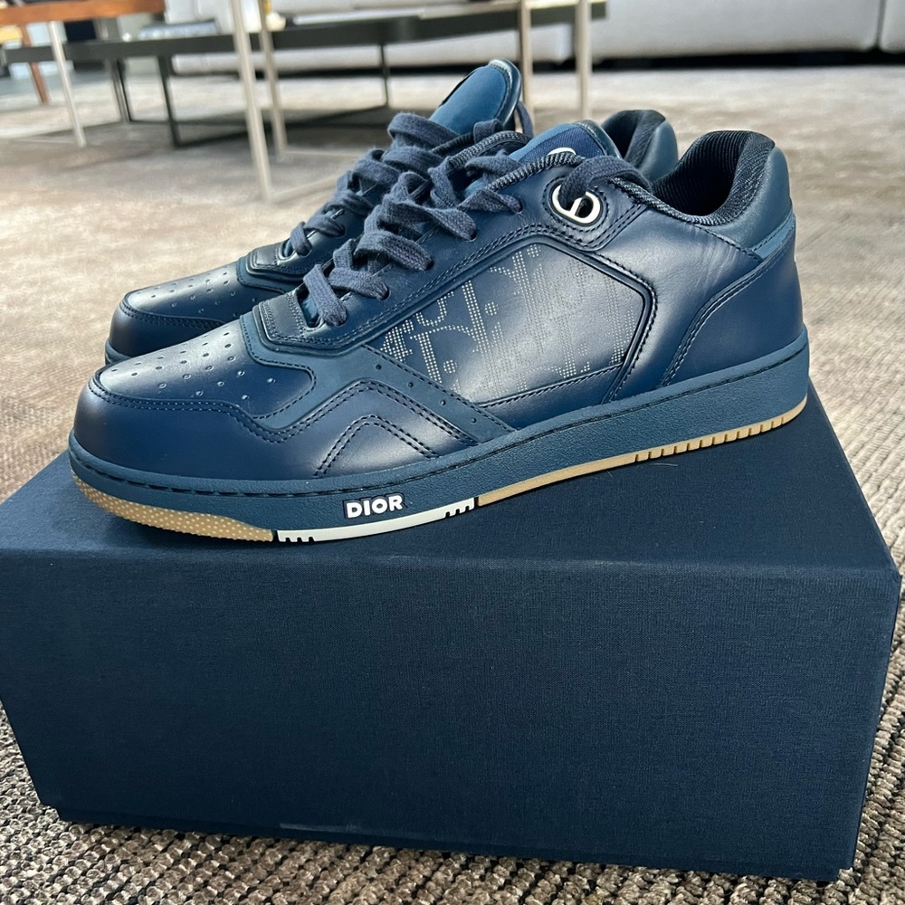 NEW! Dior World Tour B27 Low-Top Sneaker